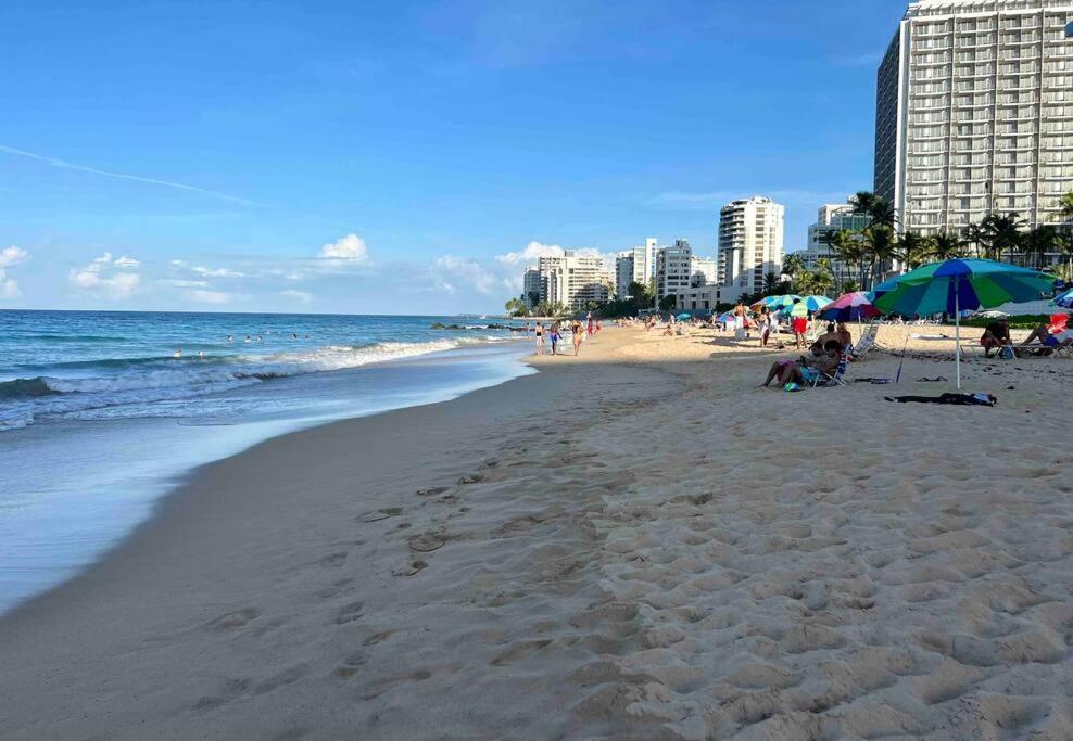Condado Lux Oceanfront Tantra Ap Appartement San Juan Buitenkant foto