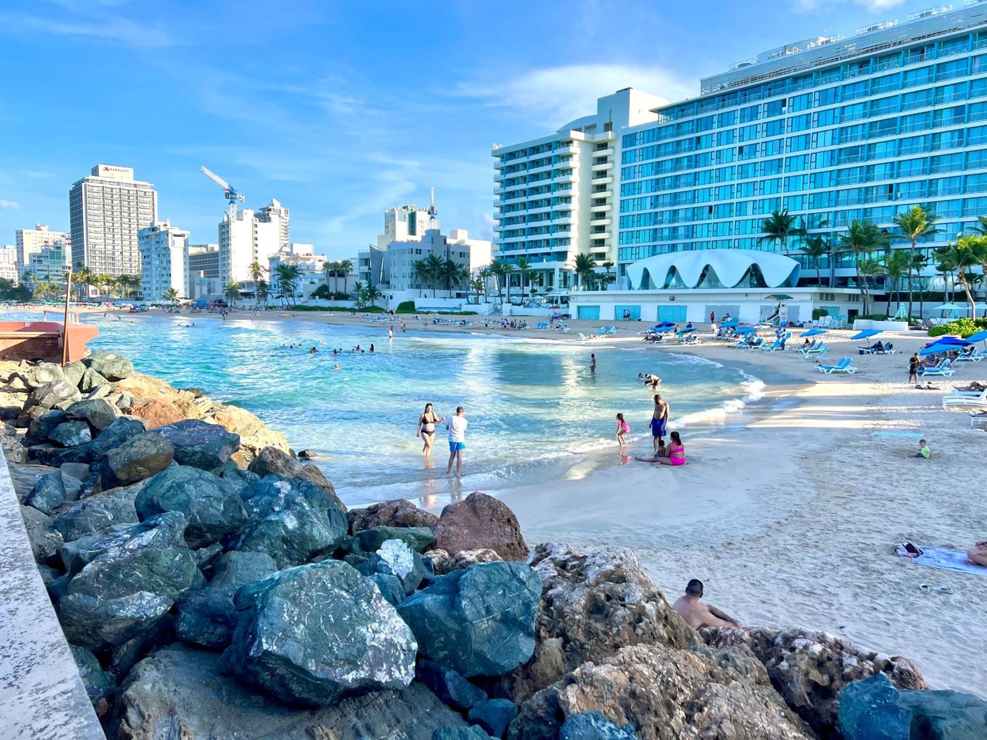 Condado Lux Oceanfront Tantra Ap Appartement San Juan Buitenkant foto